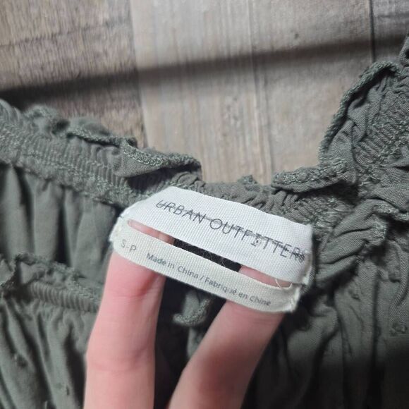 Urban Outfitters Rosie Clip Dot Smocked Romper - Picture 4 of 5